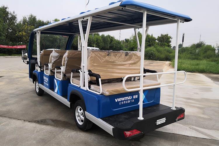 由于采用前置前驅的發(fā)動機設置，可避免發(fā)動機過熱，且車上所有乘客座椅都在前輪與后輪之間安全的區(qū)域