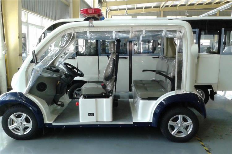 山東電動(dòng)巡邏車是依靠電來(lái)運(yùn)行的，不需要使用汽油，因此也不會(huì)產(chǎn)生廢氣